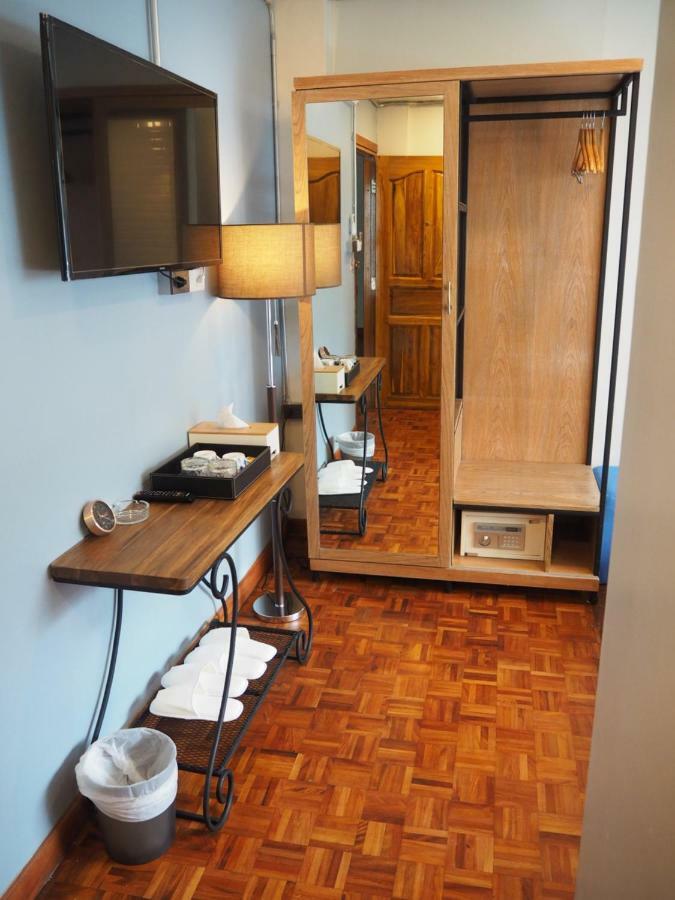 Boonnark Bed Night Bazaar No Car Parking Apartman Csiangmaj Kültér fotó